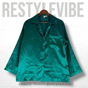 VICTORIA’S SECRET Women’s Size M Pajama Top Shirt VINTAGE Button Close Green